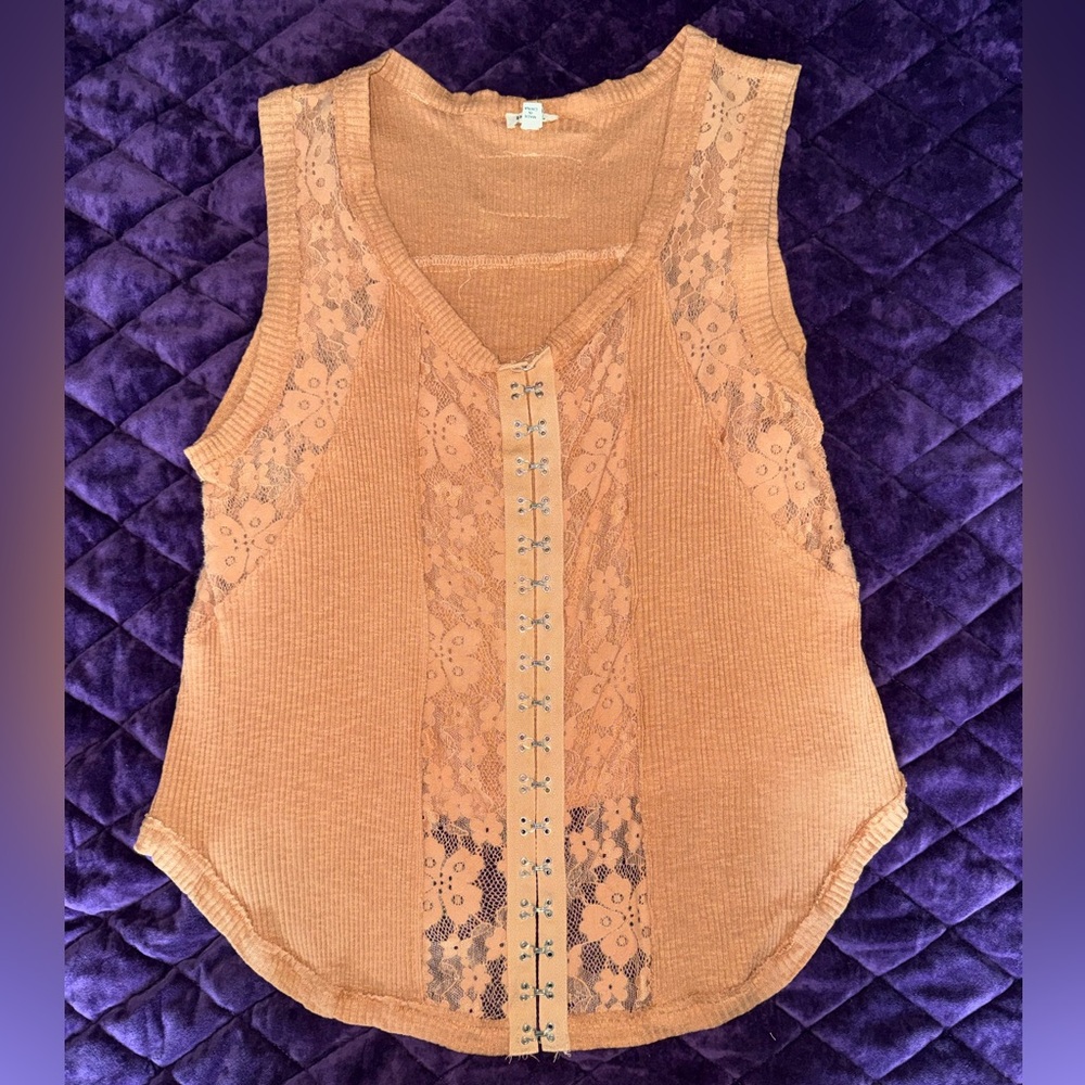 POL Lace Accent Tan Tank Top